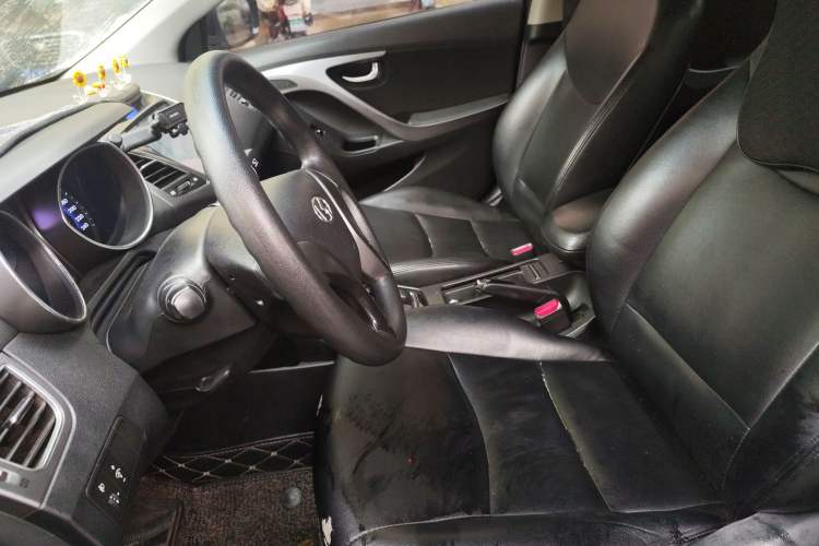 Used Hyundai Elantra (5th Generation / Langdong) 2015 1.6L Automatic Leading Model Left Front Seat