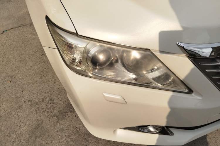 Used Toyota Camry 2012 2.5G Luxury Edition Right Front Headlight