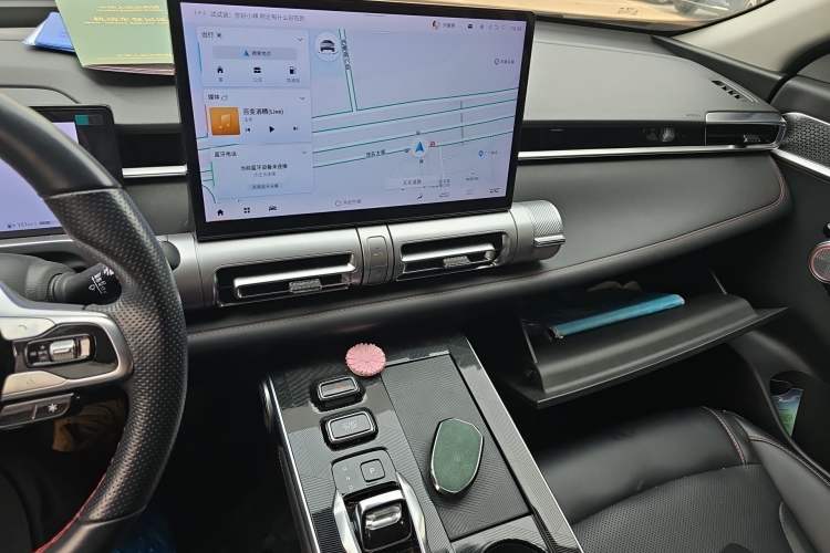 Used GAC Trumpchi EMKOO 2022 1.5T Supernova Max Edition Audio And AC Panel