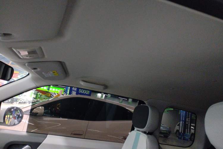 Used CHANGAN NEVO Lumin 2022 155 km – Refreshingly Sweet Edition Headliner