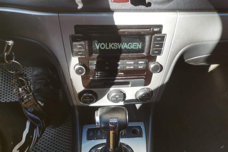 Used Volkswagen Lavida 2010 1.4TSI Sport Edition
