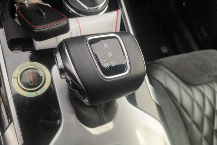 Used Hongqi HS5 2019 2.0T Smart Connect Flagship Edition Gear Lever
