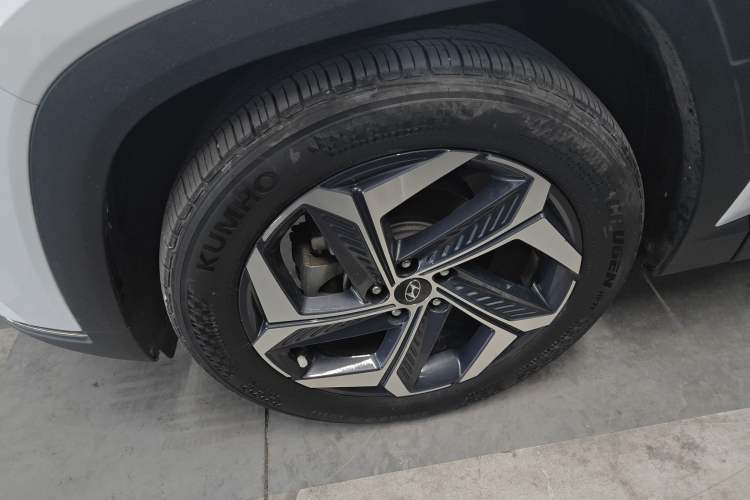 Used Hyundai Tucson 2023 Tucson L 1.5T Automatic Two-Wheel Drive DLX Luxury Edition