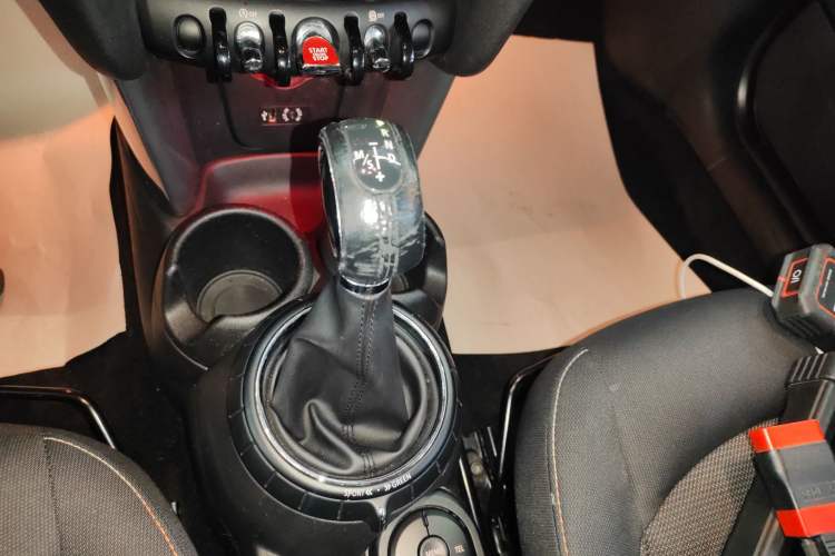 Used MINI MINI 2014 1.5T COOPER Fun