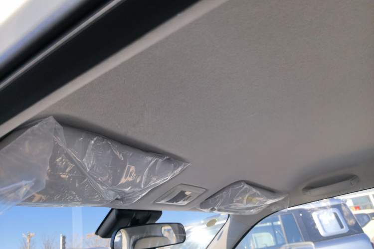 Used CHANGAN NEVO Lumin 2026 Model Treasure Edition 205km Passionate Beige Ningde Headliner