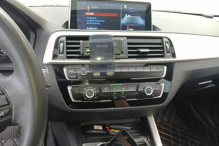 Used BMW 1 Series 2018 118i Leading Model Audio And AC Panel