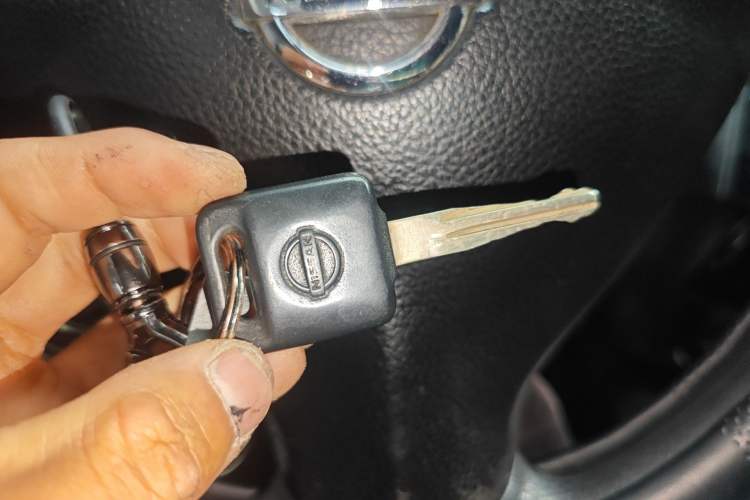 Used Nissan Livina 2013 1.6XE CVT Comfort Edition
