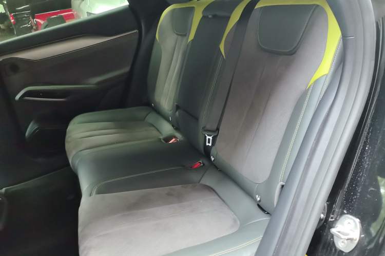 Used BYD Song L EV 2025 Intelligent Driving Version 602 km Range LiDAR-equipped All-Wheel-Drive Type
