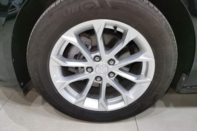 Used Buick LaCrosse 2022 552T Luxury Version