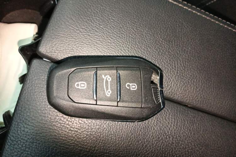 Used Citroen C5 2017 350THP Automatic Luxury Model Vehicle Key