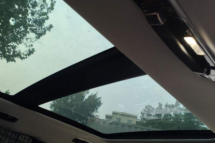 Used Land Rover Range Sport 2023 400PS Dynamic SE Headliner