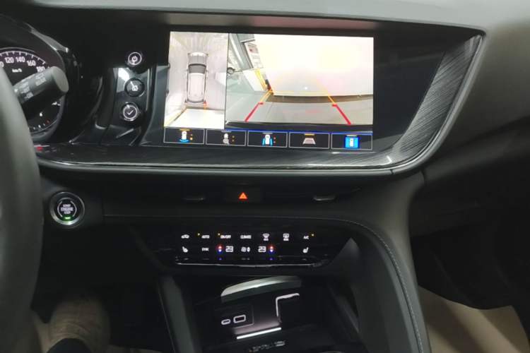 Used Buick Envision 2022 Encore Plus 652T Five-Seat Luxury Model
