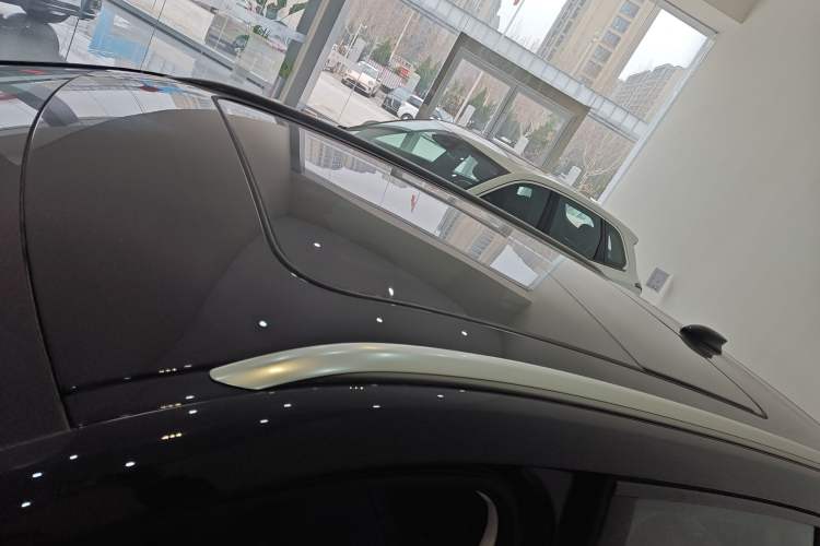 Used Hongqi HS3 PHEV 2025 Model 125km Jingwei 2 Millionth Anniversary Edition