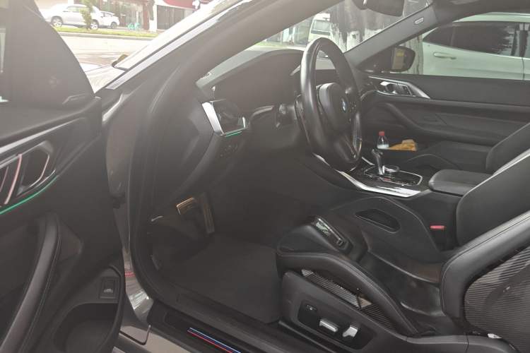 Used BMW M4 2022 M4 Coupe M xDrive 50th Anniversary Exclusive Limited Edition Driver Seat