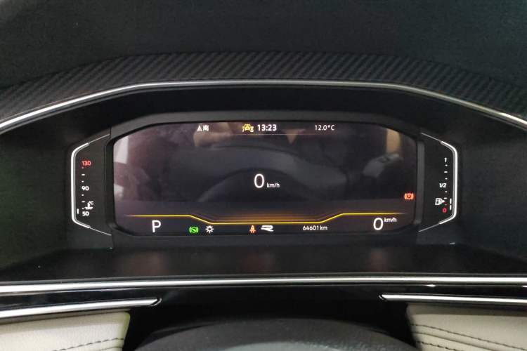 Used Volkswagen Tiguan L 2023 Restyled 330TSI Automatic Two-Wheel Drive R-Line Enhanced Comfort Version