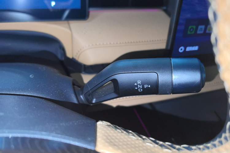 Used Geely Galaxy 8 2025 130km EM-P Starship Edition Gear Lever