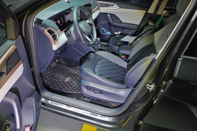 Used Volkswagen Tharu 2023 300TSI Two-Wheel-Drive Full Moon Edition
