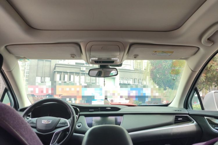 Used Cadillac XT5 2016 25T Luxury Model Headliner