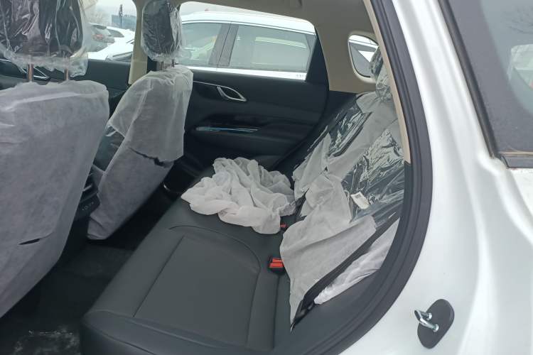 Used Hongqi HS3 PHEV 2025 Model PHEV 117km Jingwei PLUS Edition