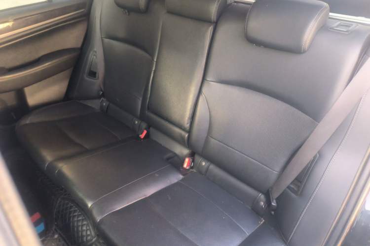 Used Subaru Outback 2015 2.5i Luxury Navigation Edition Left Rear Seat