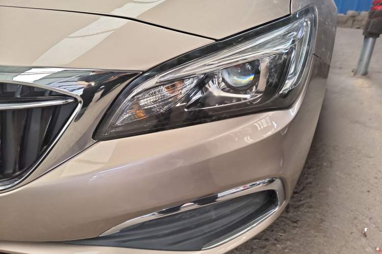 Used Buick Verano 2018 Sedan 20T Dual-Clutch Leading Model
