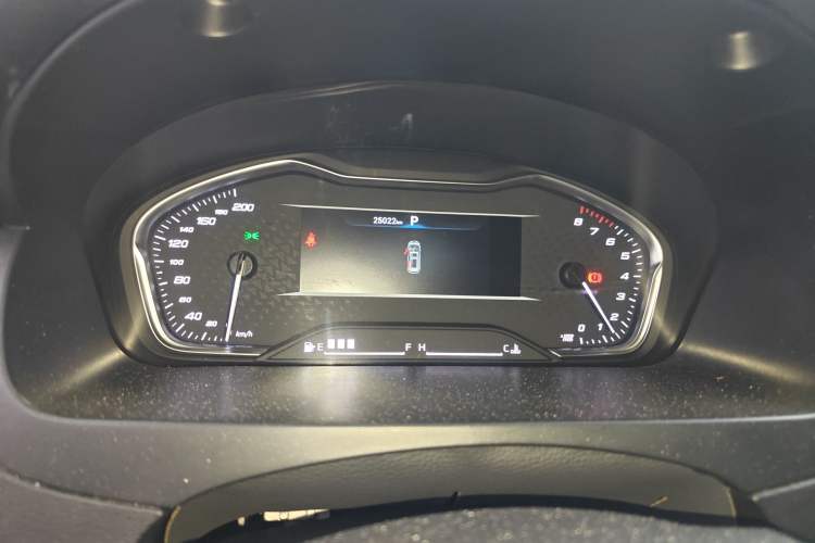 Used SAIC MAXUS G20 2023 Facelifted ES 2.0T Gasoline Automatic Value Edition