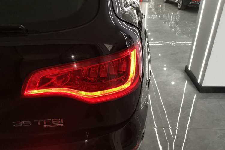 Used Audi Q7 2015 35 TFSI Ambition Edition
