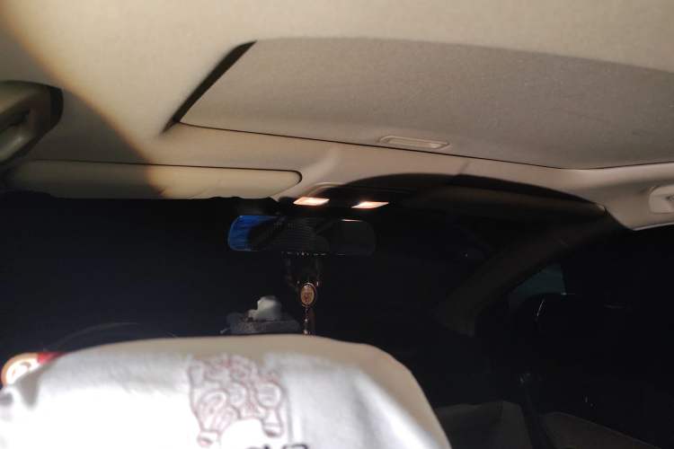 Used Honda CR-V 2010 2.4L automatic four-wheel drive luxury version