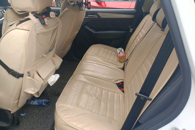 Used Roewe RX5 New Energy 2017 eRX5 50T Hybrid Connected Prestige Flagship Edition Left Rear Seat