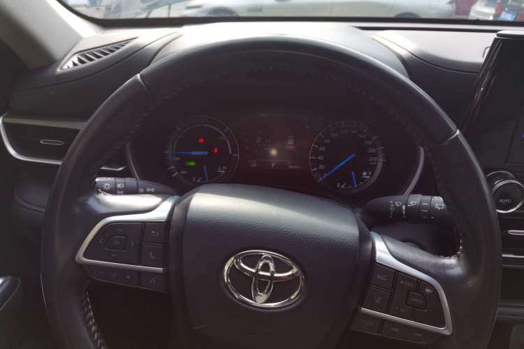 Used Toyota Highlander 2022 Dual-Engine 2.5L Four-Wheel Drive Luxury Edition 7 Seats Instrument Cluster