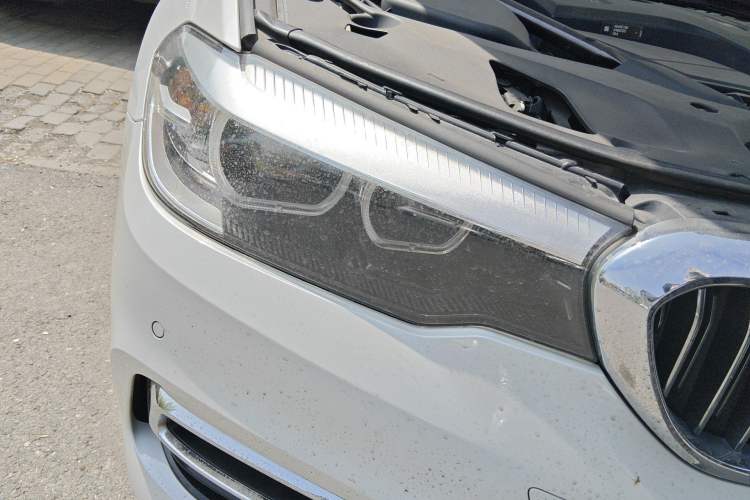 Used BMW 5 Series 2018 530Li xDrive Luxury Package Right Front Headlight