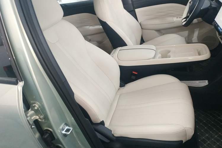 Used ARCFOX T1 2025 Model 425 PRO
