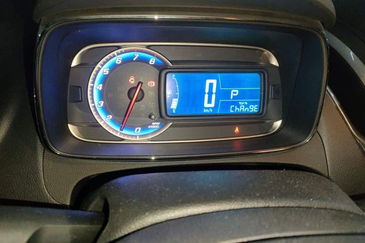 Used Chevrolet Trax 2014 1.4T Automatic Two-Wheel Drive Comfort Version Instrument Cluster