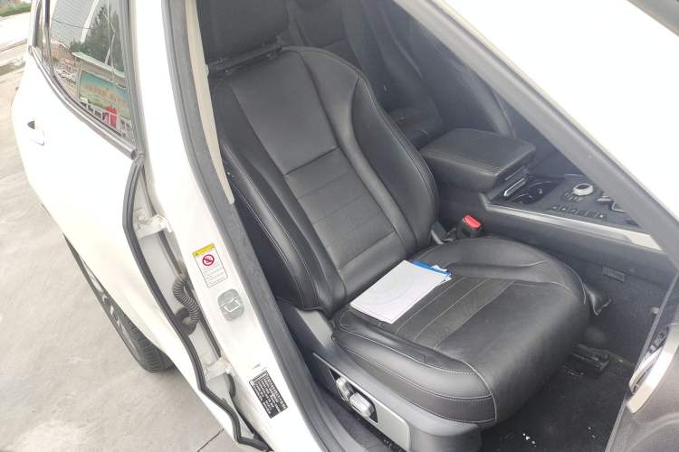 Used Wey VV5 2017 2.0T Ultra-Luxury Version