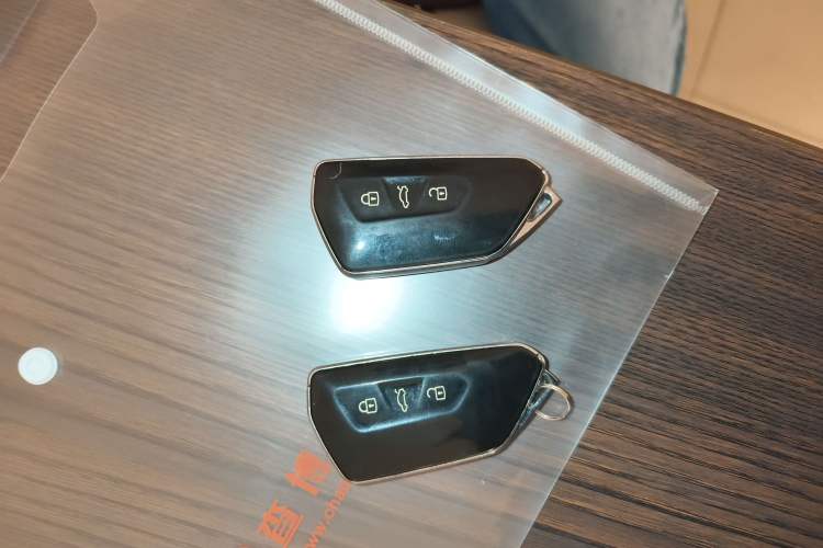 Used Volkswagen Teramont X 2021 330TSI Two-Wheel-Drive Luxury Edition