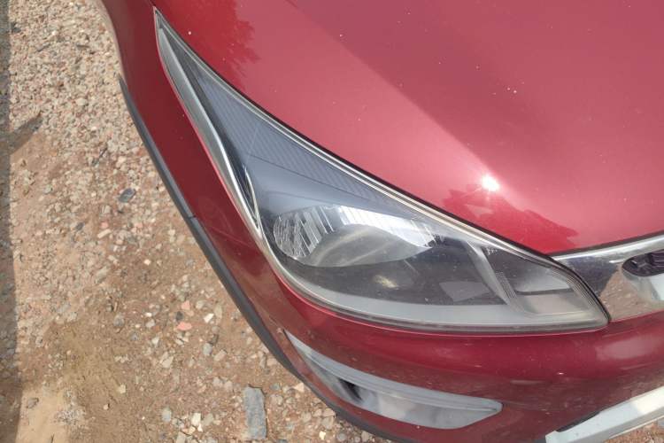 Used Kia KX Cross 2017 1.4L AT GLS
