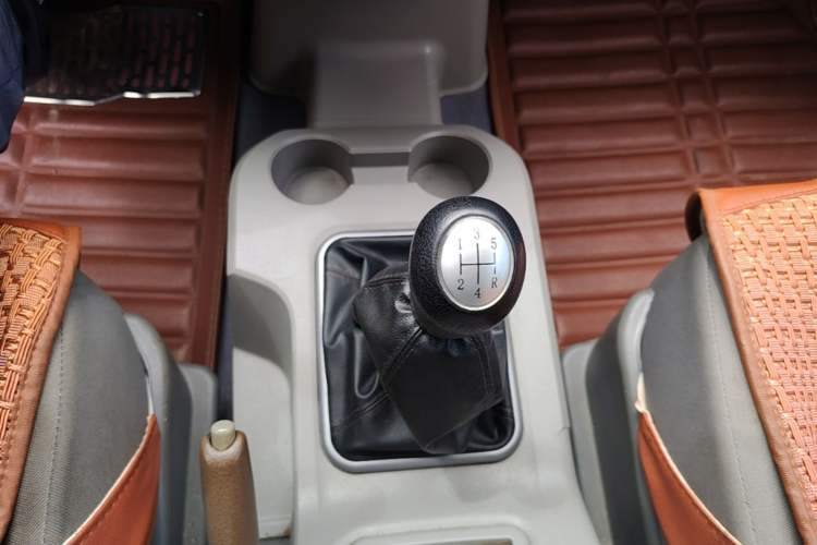 Used FORTHING Lingzhi 2015 M3 1.6L 7-Seater Comfort Model