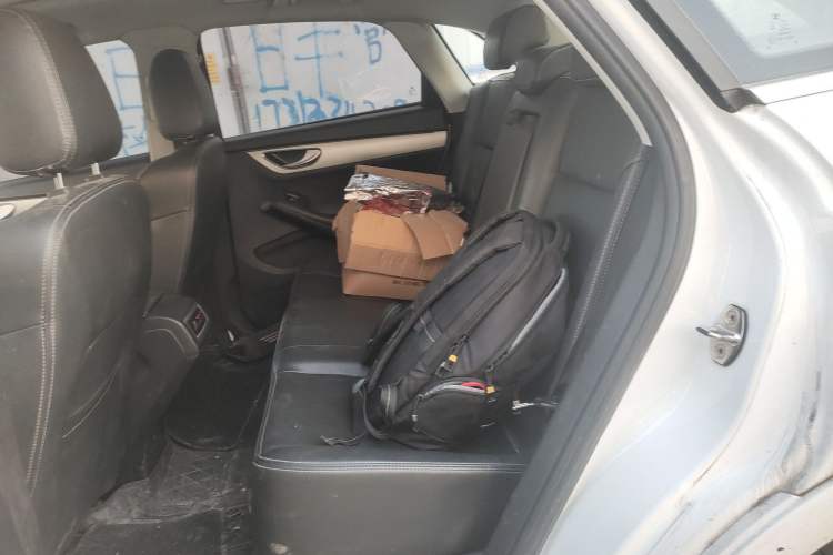 Used Zotye SR7 2016 1.5T Manual Cube Heart Edition China V Standard
