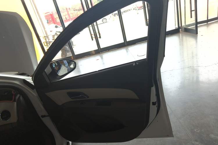 Used Chevrolet Cruze 2015 1.5L Classic SE AT