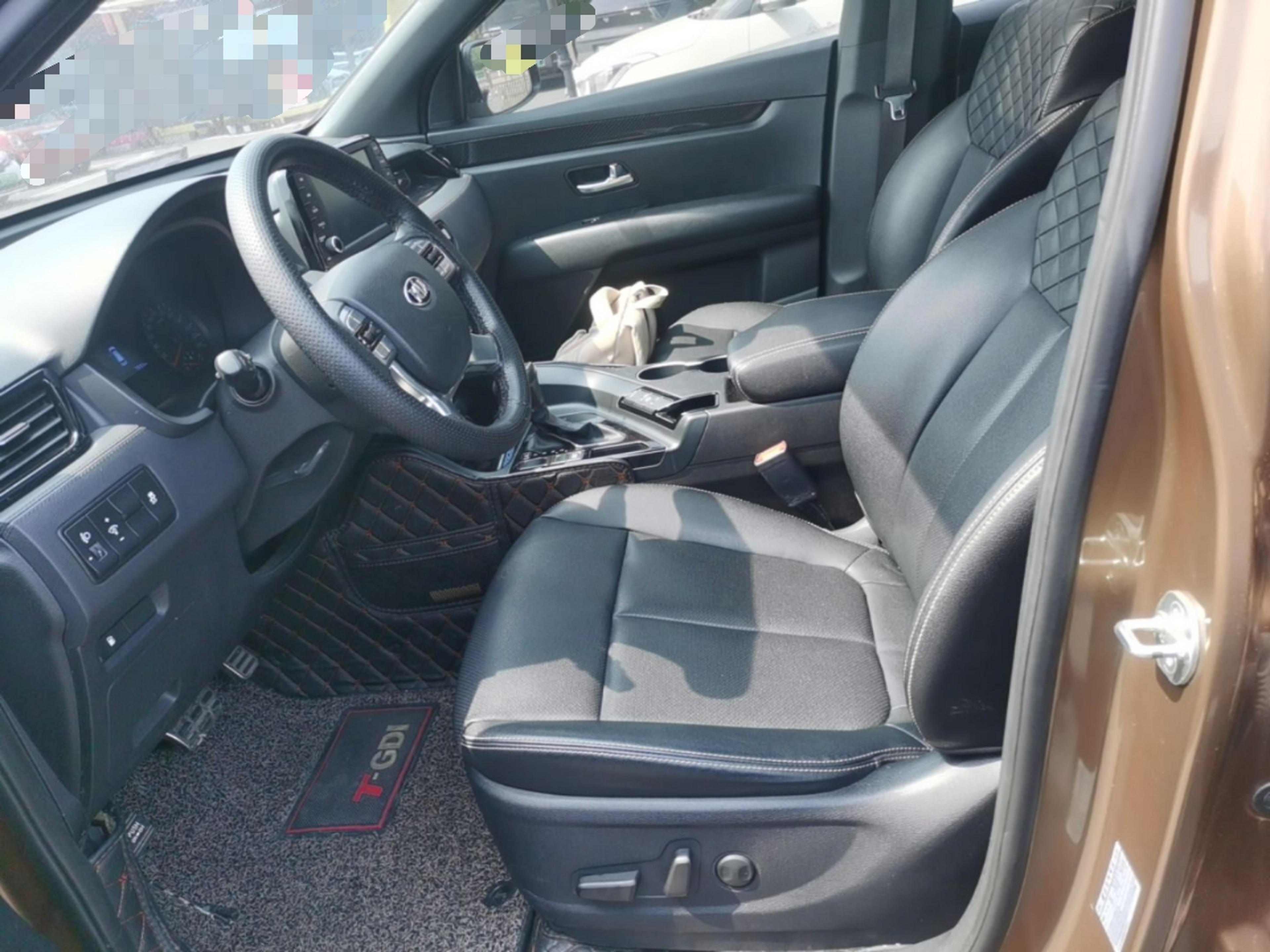 Interior delantero