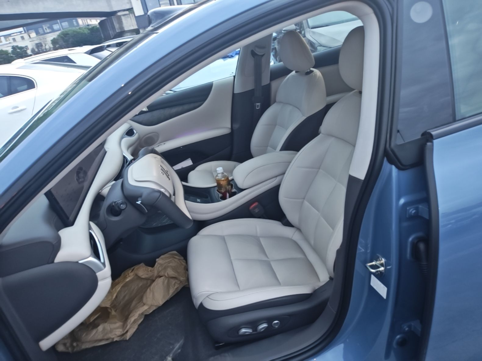 Avant de la voiture