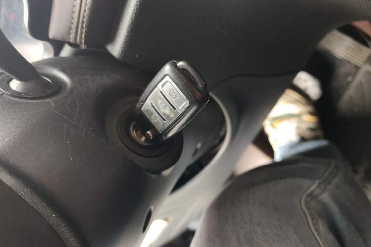 Used Dongfeng Fengon 370 2017 1.5L CVT Fashion Edition 7-Seater