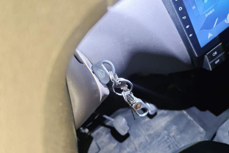 Used CHANGAN KUAYUE V3 2016 1.2L Box-Type Truck DK12-10 Vehicle Key