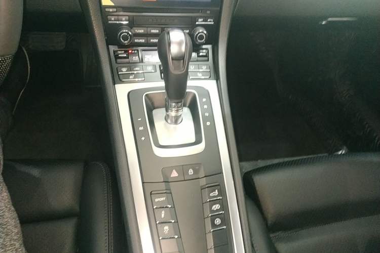 Used Porsche 718 2020 Cayman 2.0T Gear Lever