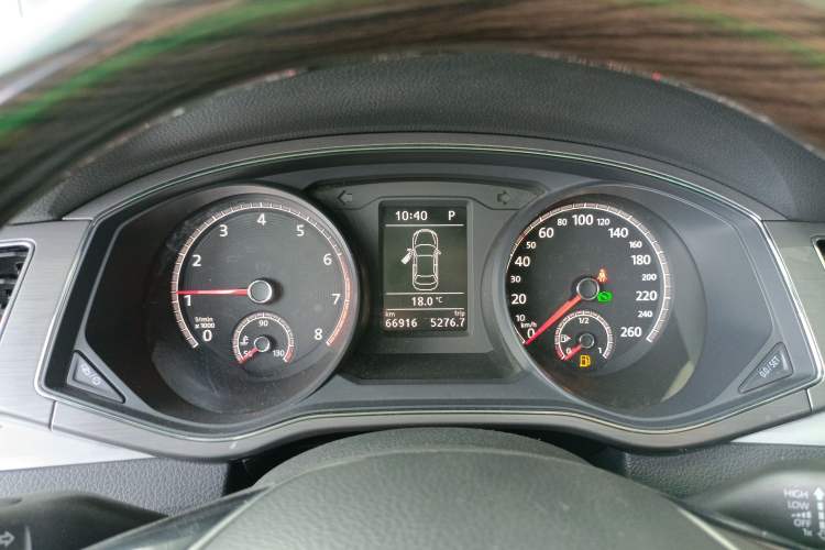 Used Volkswagen Passat 2017 330TSI DSG Luxury Edition Instrument Cluster