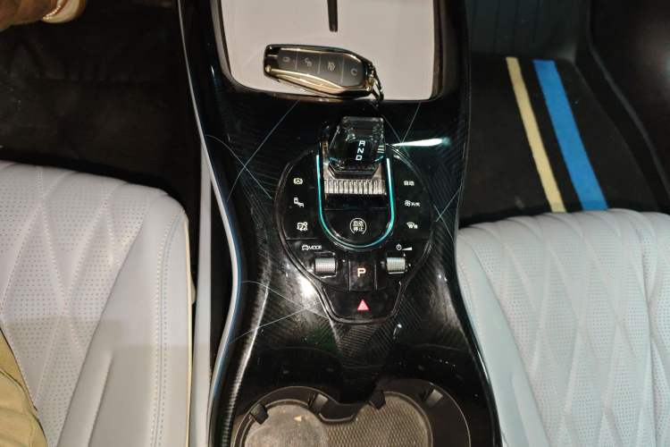 Used BYD Seal 2022 550 km Standard Range Rear-Wheel Drive Prestige Version