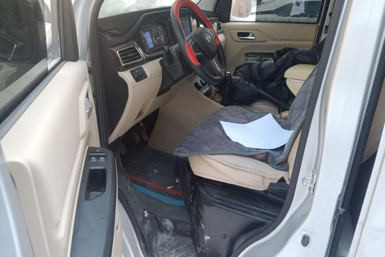 Used Kuayue Kuayue Xing V5 2021 1.6L Fortune-Attracting Edition Comfort Model DAM16KR
