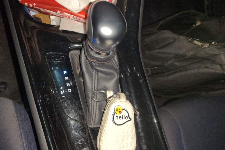 Used Toyota C-HR 2018 2.0L Leading Edition China V-standard Gear Lever