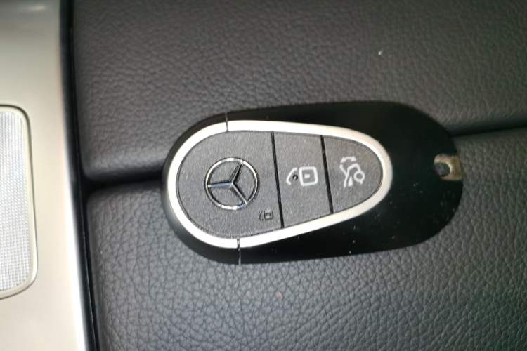 Used Mercedes-Benz C-Class 2023 C 260 L Bright Night Sports Edition
