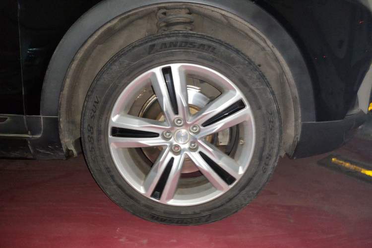 Used Zotye T700 2017 1.8T Dual-Clutch Prestige Model
